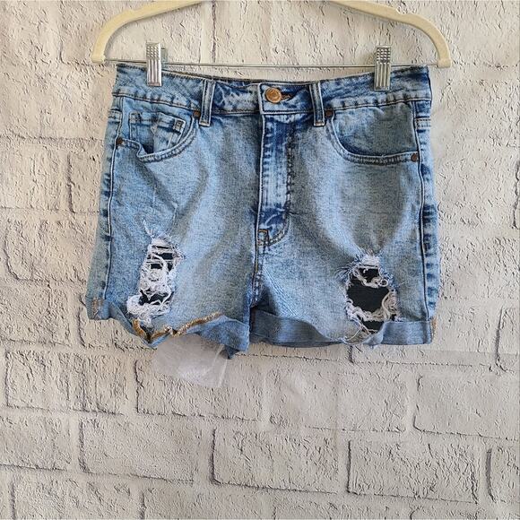 Forever 21 Light Wash Distressed High Waist Denim Shorts SZ 30 - Picture 1 of 10